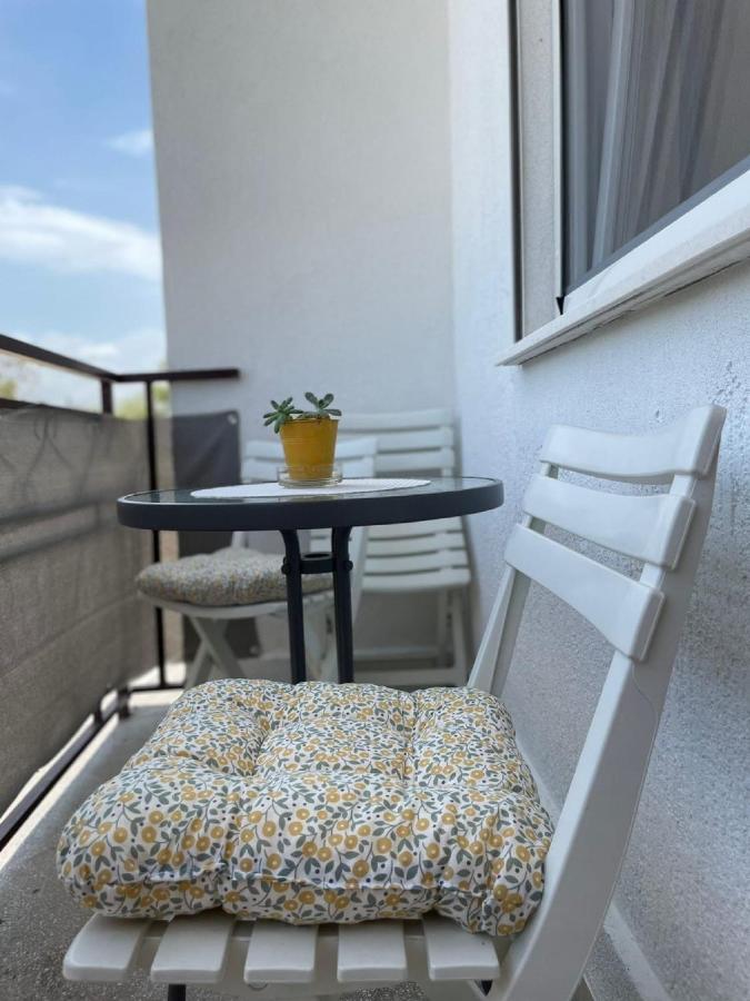 Apartman Luka Jadrtovac Exterior foto