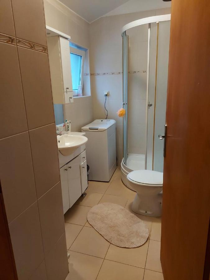 Apartman Luka Jadrtovac Exterior foto